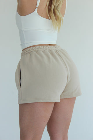 ‘Lash Artist’ Shorts